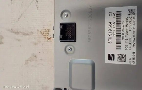 Seat Ibiza IV (6J,6P) Screen/display/small screen 5F0919604 QFSE405B