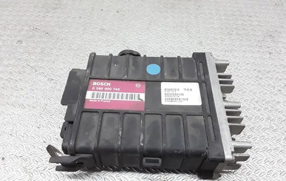 Peugeot 205 Engine control unit/module 0280000745