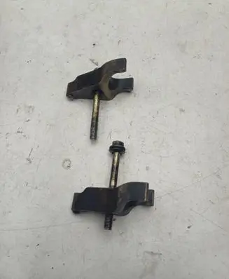Toyota Corolla Verso AR10 Fuel Injector clamp holder
