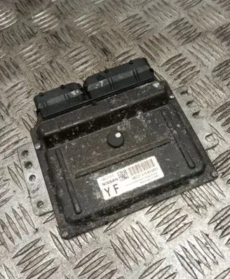 Nissan Note (E11) Engine control unit/module MEC37510