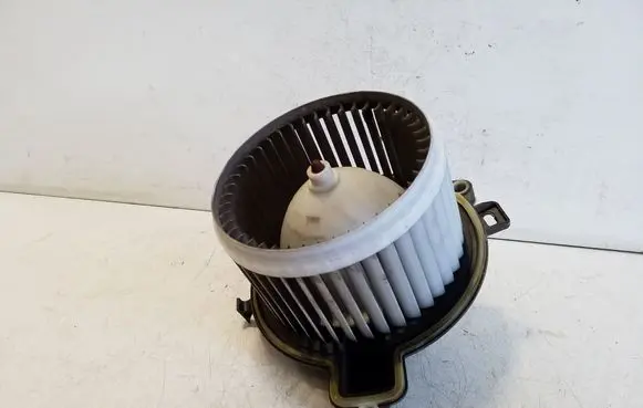 Iveco Daily 5th gen Heater fan/blower 5M8626100