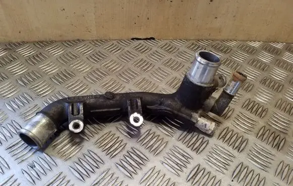 Suzuki Grand Vitara II Engine coolant pipe/hose SZM0831