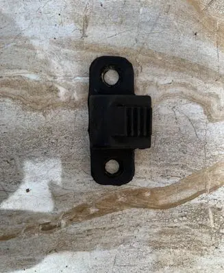 Maserati Levante Tailgate/trunk/boot lid buffer 670038107