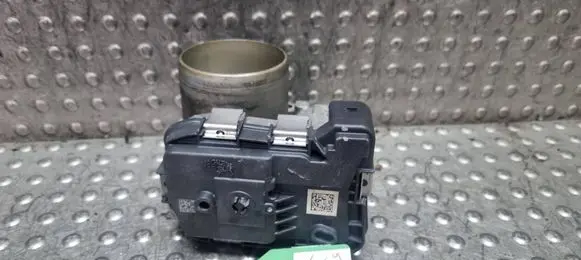 Volkswagen PASSAT B8 Throttle body valve S27698629 03F133062E