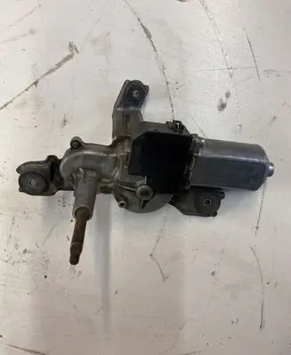 Toyota Corolla E120 E130 Rear window wiper motor 8513002020