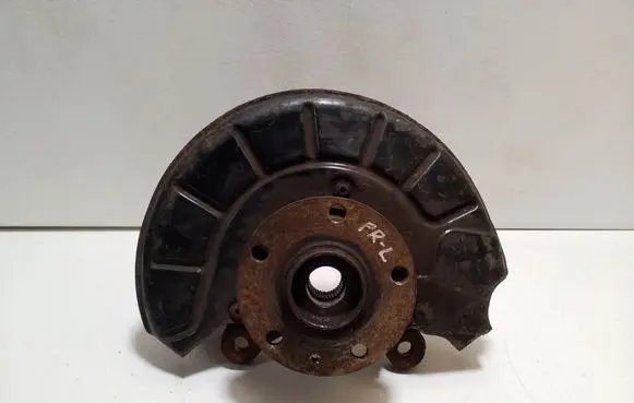 Volkswagen Golf V Front wheel hub 