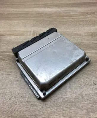 Volvo S60 Engine control unit/module ECU 08627757A 0261207392