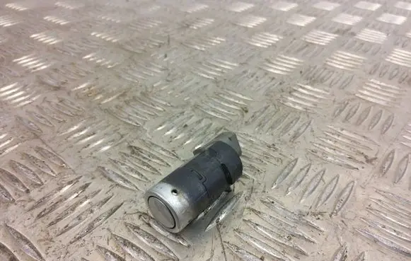 BMW 5 E60 E61 Parking PDC sensor 6989071