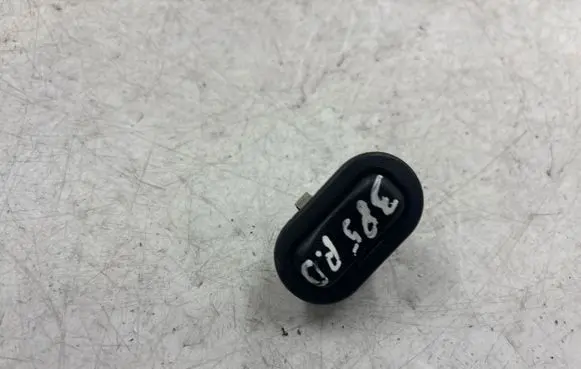 Opel Zafira A Electric window control switch 13363100