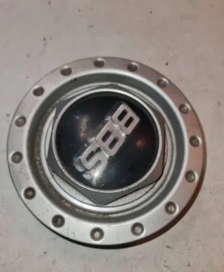 Volkswagen Golf III Original wheel cap 0923221 0923380 1H0601149G