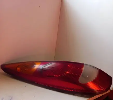 Nissan Almera Tino Rear/tail lights 5251