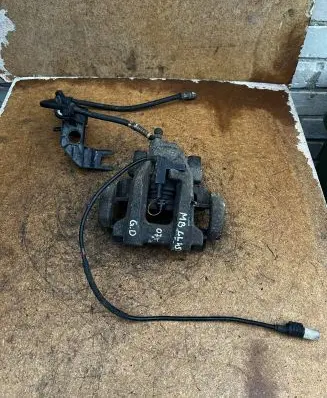 Mercedes-Benz GL X164 Rear brake caliper