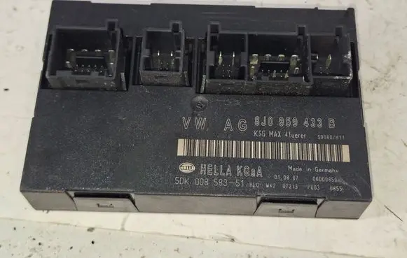 Audi TT TTS Mk2 Comfort/convenience module 8J0959433B 5DK00858351 06000850