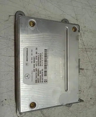 Mercedes-Benz E W211 Bluetooth control unit module A2118700026