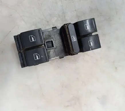 Volkswagen PASSAT B6 Electric window control switch 1K4959857A PBTGK20
