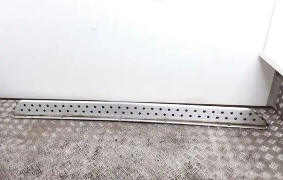 BMW X5 E53 Sill supporting ledge 8403077