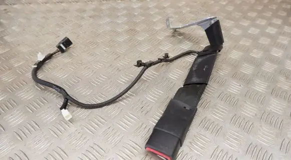 Lexus RX III Middle seatbelt buckle (rear) 7338048160