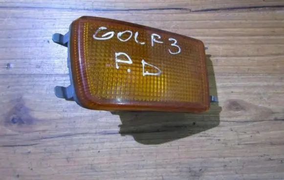 Volkswagen Golf III Front indicator light 8580391