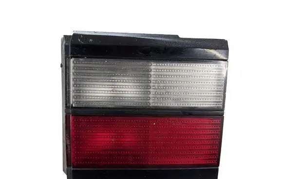 Volkswagen PASSAT B3 Tailgate rear/tail lights 333945108