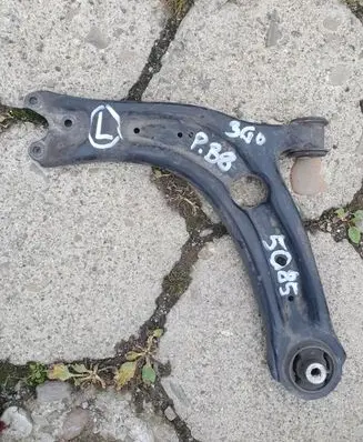 Volkswagen PASSAT B8 Front lower control arm/wishbone 3Q0407153B