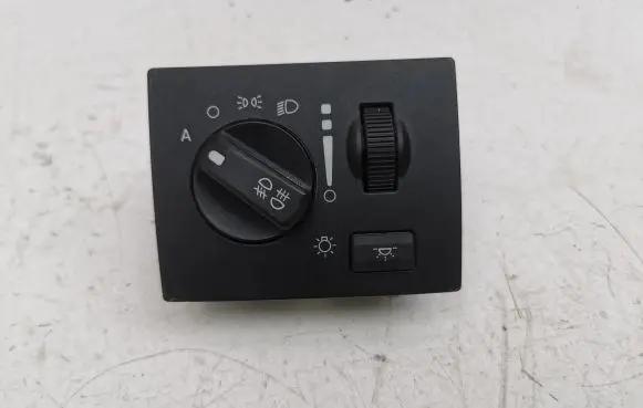 Chrysler Grand Voyager V Light switch P68059246AA