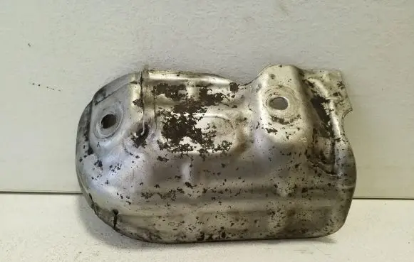 Mitsubishi Outlander Exhaust heat shield