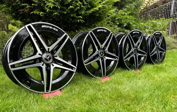 Mercedes-Benz C AMG W202 R18 alloy rim 