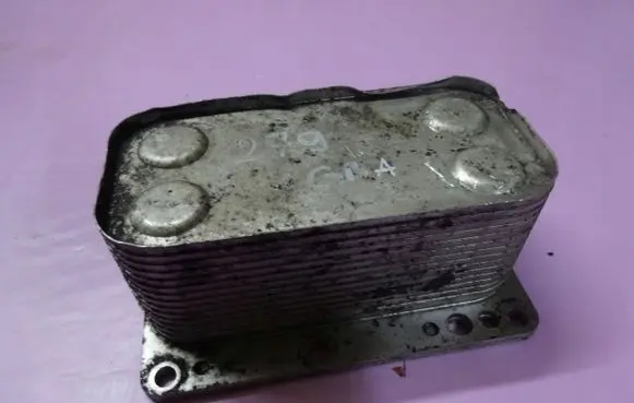 Nissan Primastar Oil filter mounting bracket M9RM786