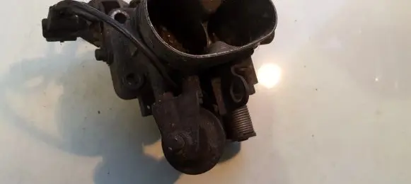 Audi A4 S4 B5 8D Throttle valve 016063A
