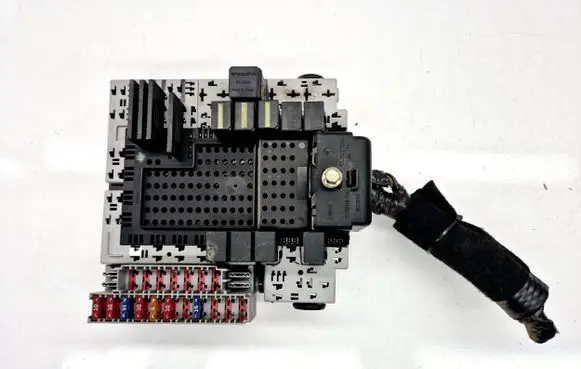 Volvo S60 Fuse module 8622520