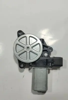 Tesla Model S Sunroof motor/actuator 100636100B ED468529