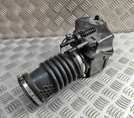 Volvo XC40 Air intake duct part 32336631 32325462