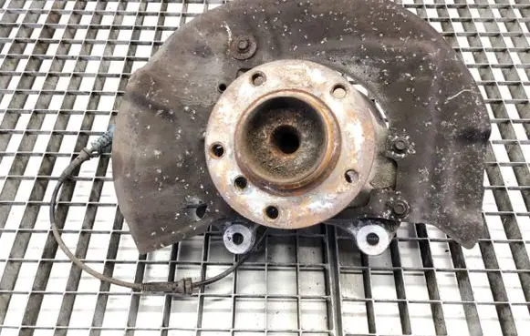 BMW 5 E60 E61 Front wheel hub spindle knuckle