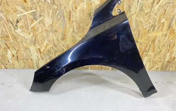 Volvo V40 Fender