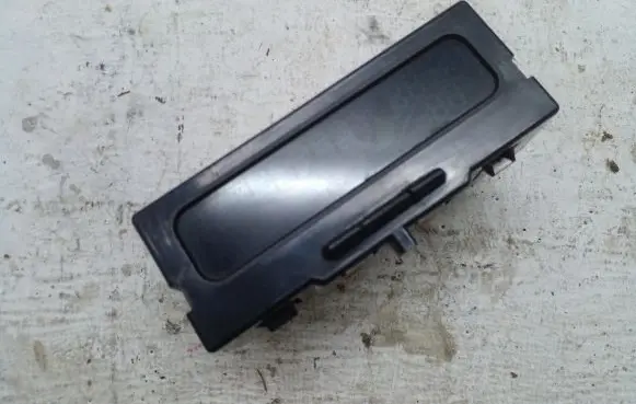 Renault Scenic I Screen/display/small screen P7700428029A