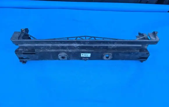 BMW 5 F10 F11 Top upper radiator support slam panel 7804618 7639071