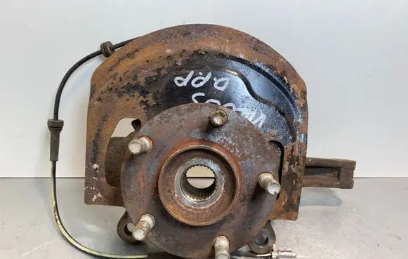 Renault Koleos I Front wheel hub