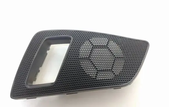 Skoda Octavia Mk2 (1Z) Rear door speaker cover trim 1Z0868159A