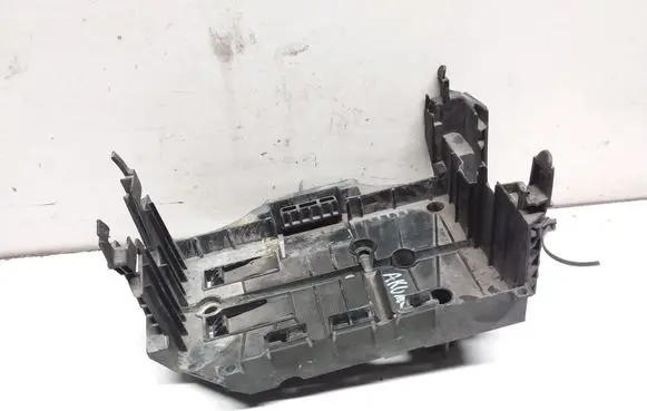 Battery box tray
