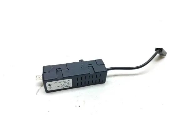 Renault Kadjar Aerial antenna amplifier 283631962R 15771253
