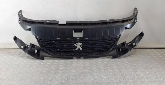 Peugeot Partner III Front bumper upper radiator grill 981688680