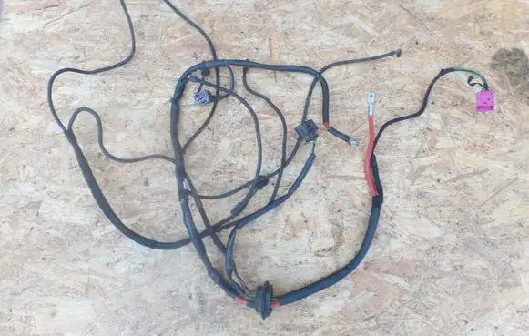 Audi A6 S6 C5 4B Positive cable (battery)