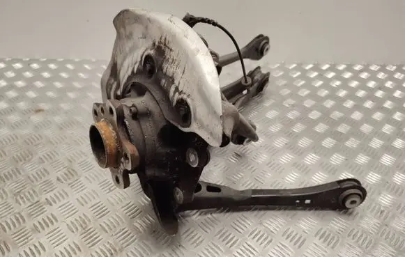 BMW X3 G01 Rear wheel hub spindle/knuckle 33306871028 33306870982