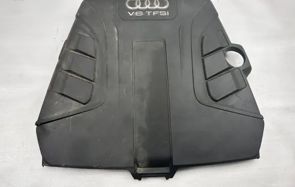 Audi Q7 4M Engine cover (trim) 4M0133849A 4M0133849