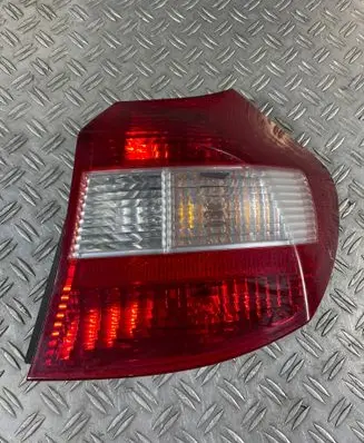 BMW 1 E81 E87 Rear/tail lights 13405110