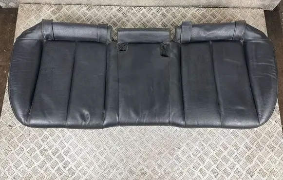 Subaru Outback Rear seat 