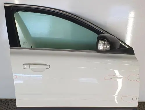 Volvo XC70 Front door