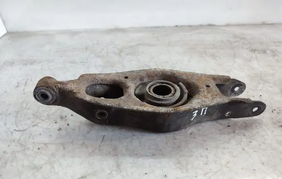 Chrysler 300 - 300C Rear control arm