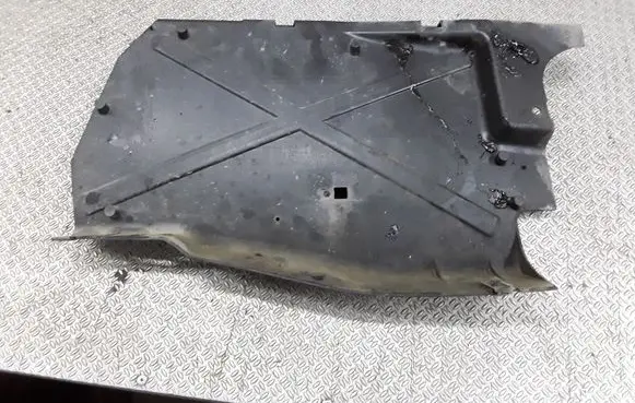 Renault Trafic II (X83) Engine splash shield/under tray 93857408