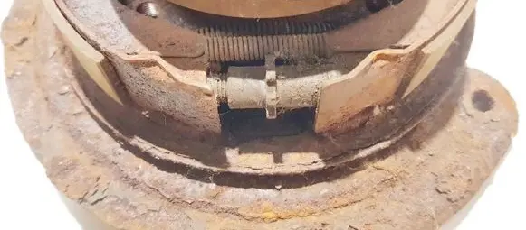 Subaru Legacy Handbrake/parking brake pads 